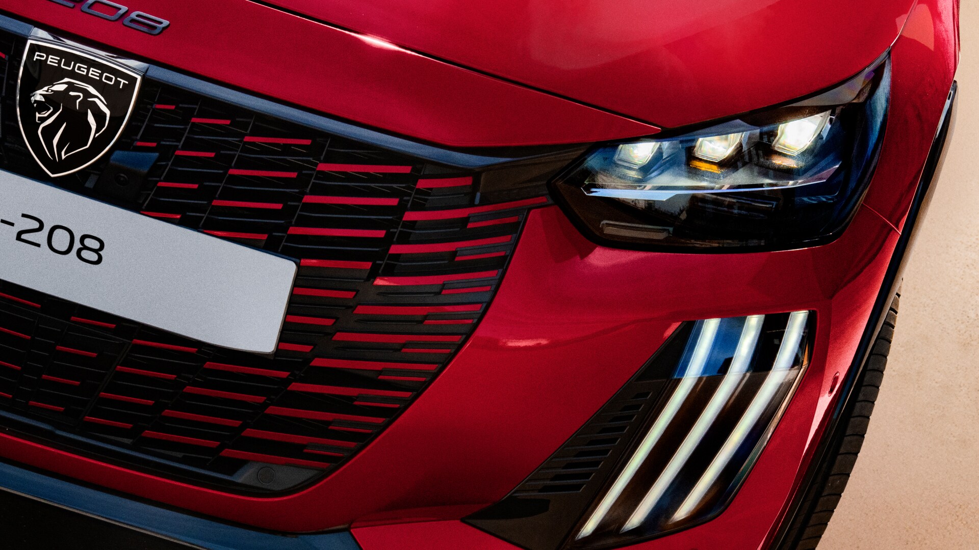 PEUGEOT E-208 front