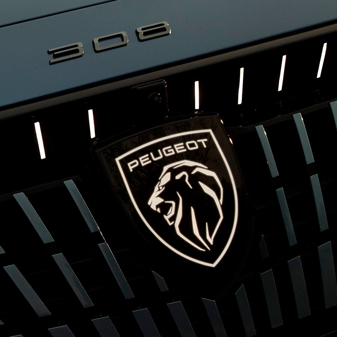 Nieuwe PEUGEOT 308 SW verlicht embleem