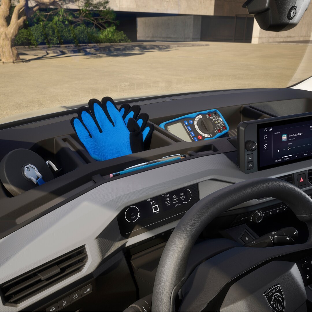 Nieuwe PEUGEOT Partner Active dashboard met opbergruimte